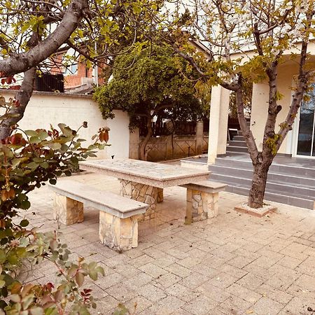 Casa Mare Rtina Garten Zwei Baeder Eg 외부 사진