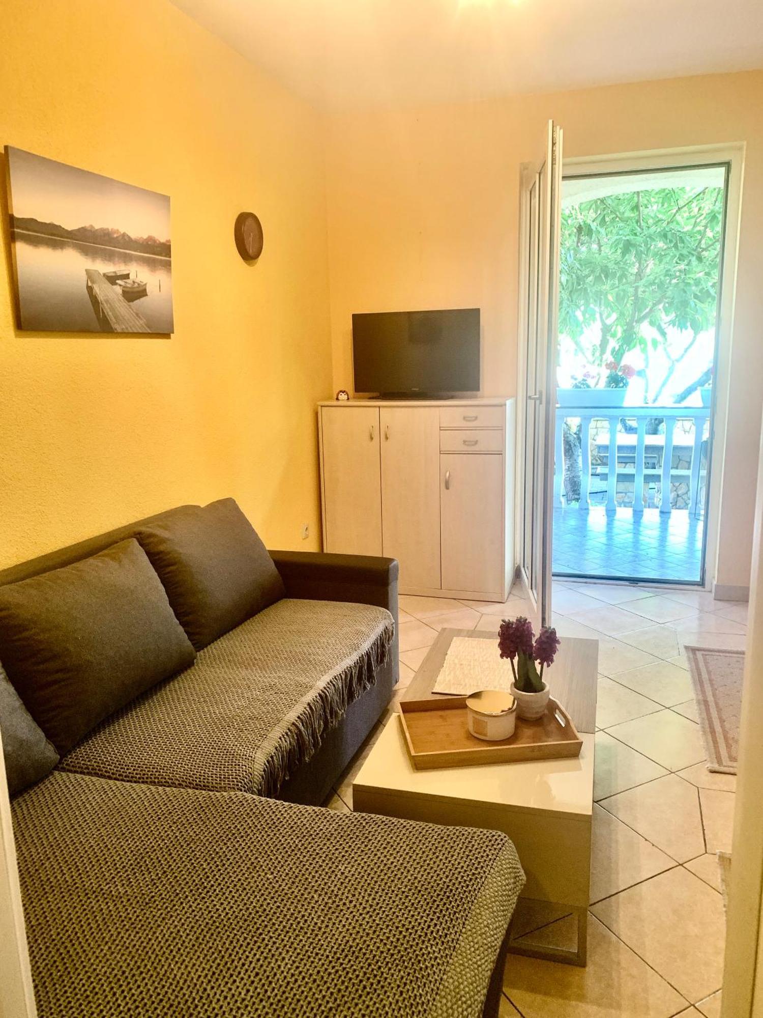 Casa Mare Rtina Garten Zwei Baeder Eg 외부 사진