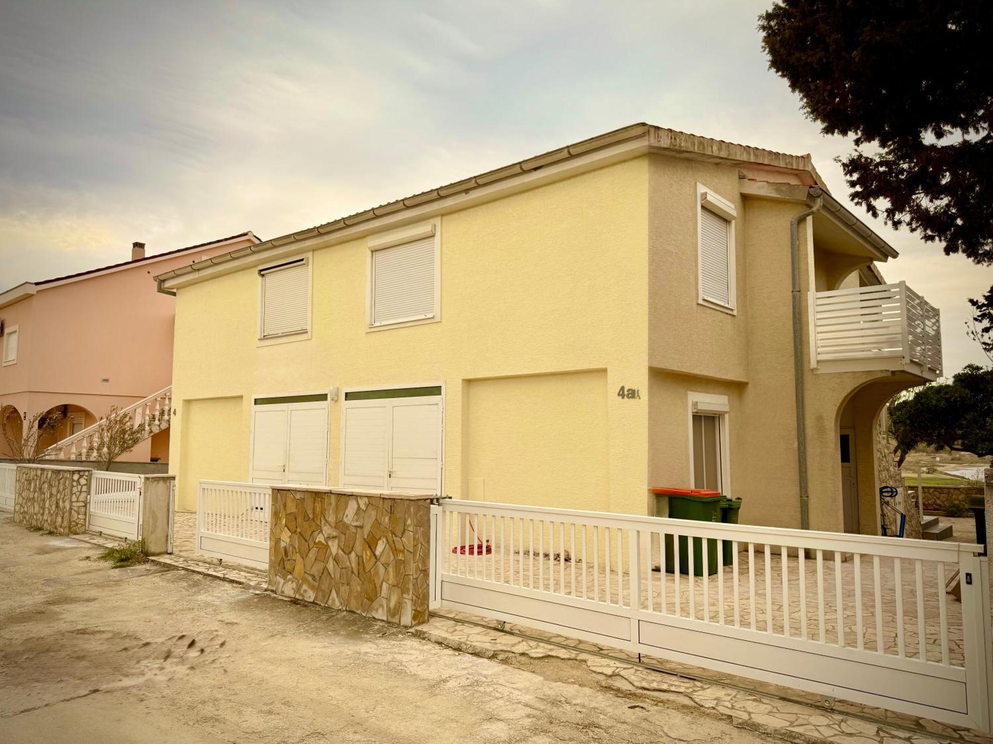 Casa Mare Rtina Garten Zwei Baeder Eg 외부 사진